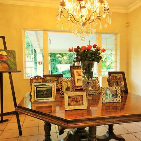 Vair's Place Guest House in Sandton Paulshof - Apartment, Lux Suites&Spa Johannesbourg Extérieur photo