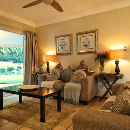 Vair's Place Guest House in Sandton Paulshof - Apartment, Lux Suites&Spa Johannesbourg Extérieur photo