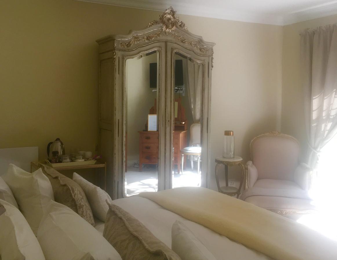 Vair's Place Guest House in Sandton Paulshof - Apartment, Lux Suites&Spa Johannesbourg Extérieur photo