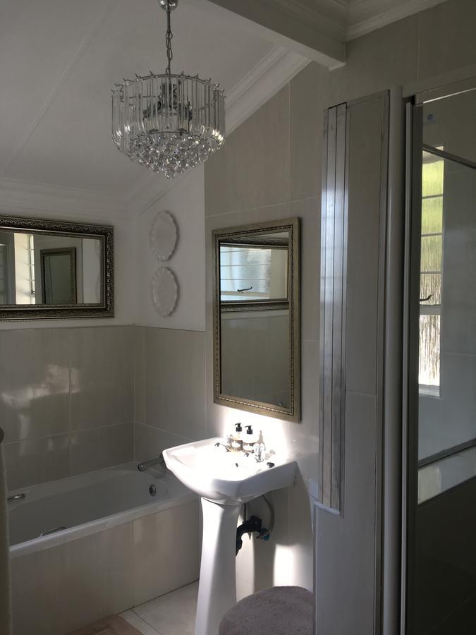 Vair's Place Guest House in Sandton Paulshof - Apartment, Lux Suites&Spa Johannesbourg Extérieur photo
