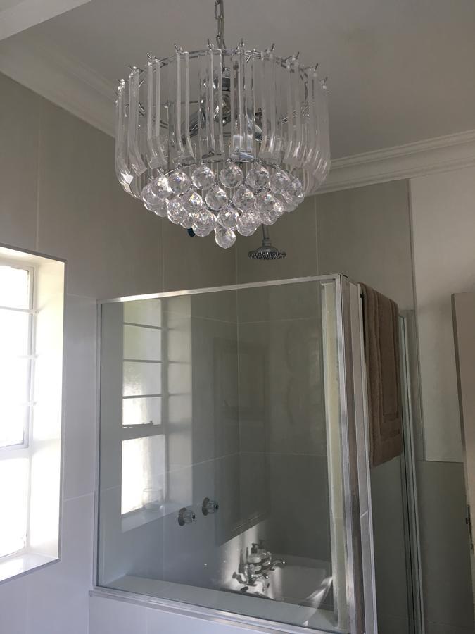 Vair's Place Guest House in Sandton Paulshof - Apartment, Lux Suites&Spa Johannesbourg Extérieur photo
