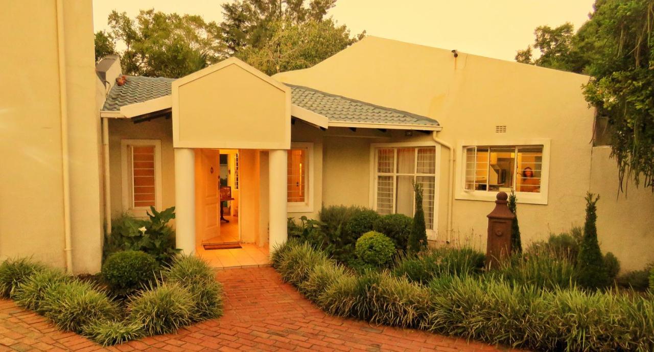 Vair's Place Guest House in Sandton Paulshof - Apartment, Lux Suites&Spa Johannesbourg Extérieur photo